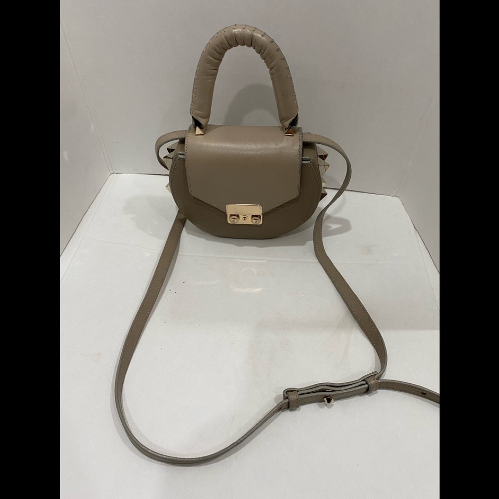 Salar round crossbody bag